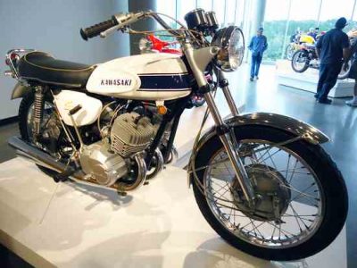 1969 Kawasaki 500 H1 Mach III Image